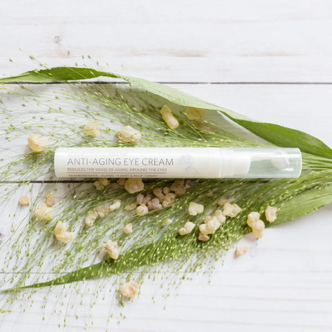 dōTERRA Anti-Aging Augencreme Anwendung um Augen | Natürliche Augenpflege Wohlbefinden doTERRA