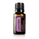 Flasche mit 15 ml doTERRA Lavendel-Öl auf weißem Hintergrund, die Reinheit und therapeutische Qualität hervorhebend.
