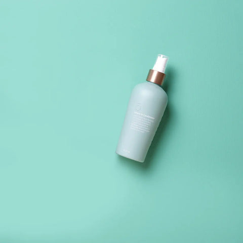 dōTERRA Leave-in Conditioner 237ml weiße Flasche Studio | dōTERRA Haarpflege